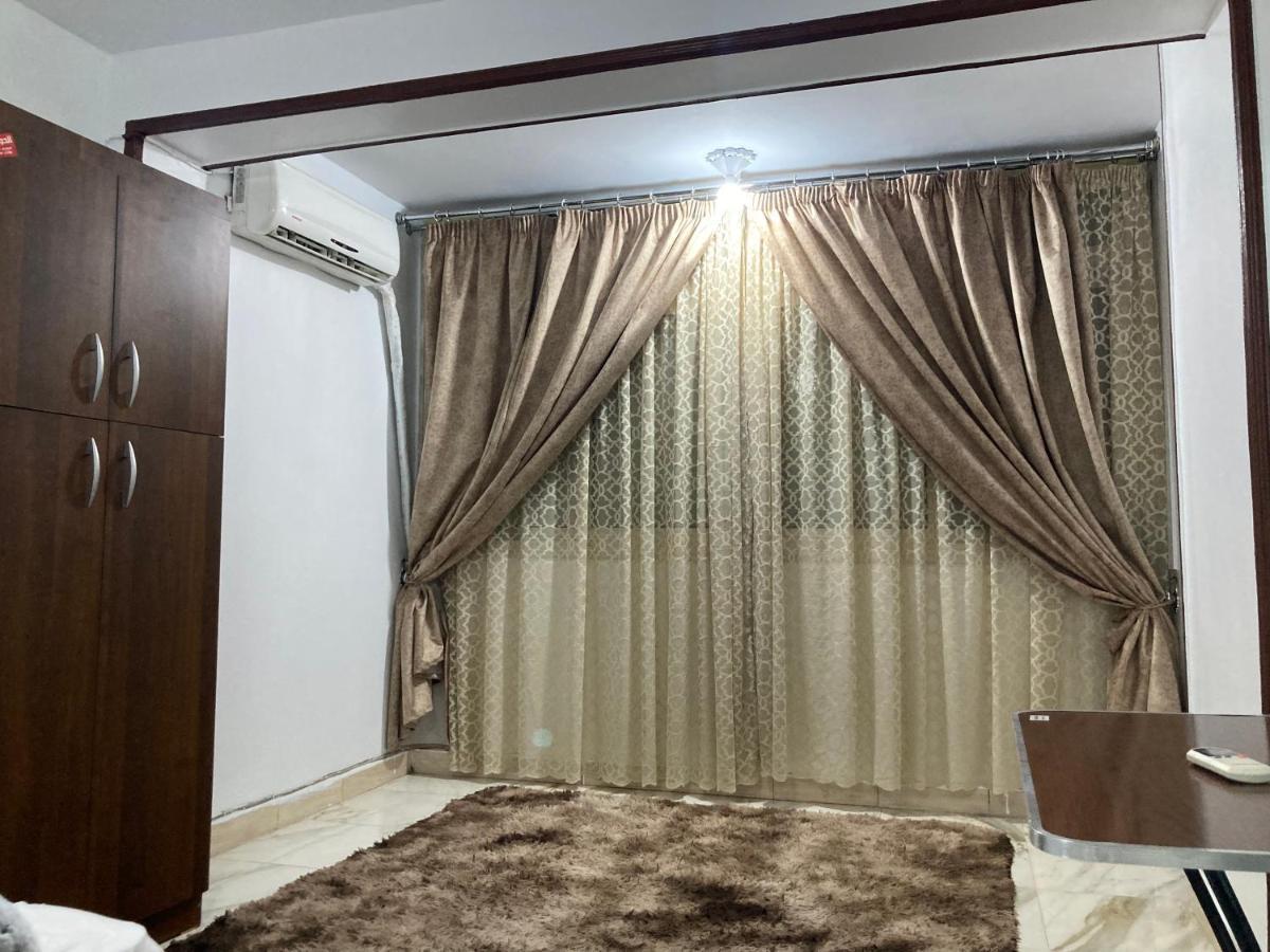 Near Lebanon Square Apartment Cairo Exterior photo